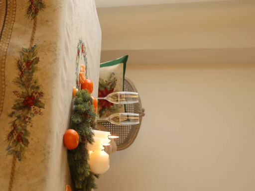 Елочные украшения Зеленый бордюр Скатерть 155х285 см бахрома 2520017 New