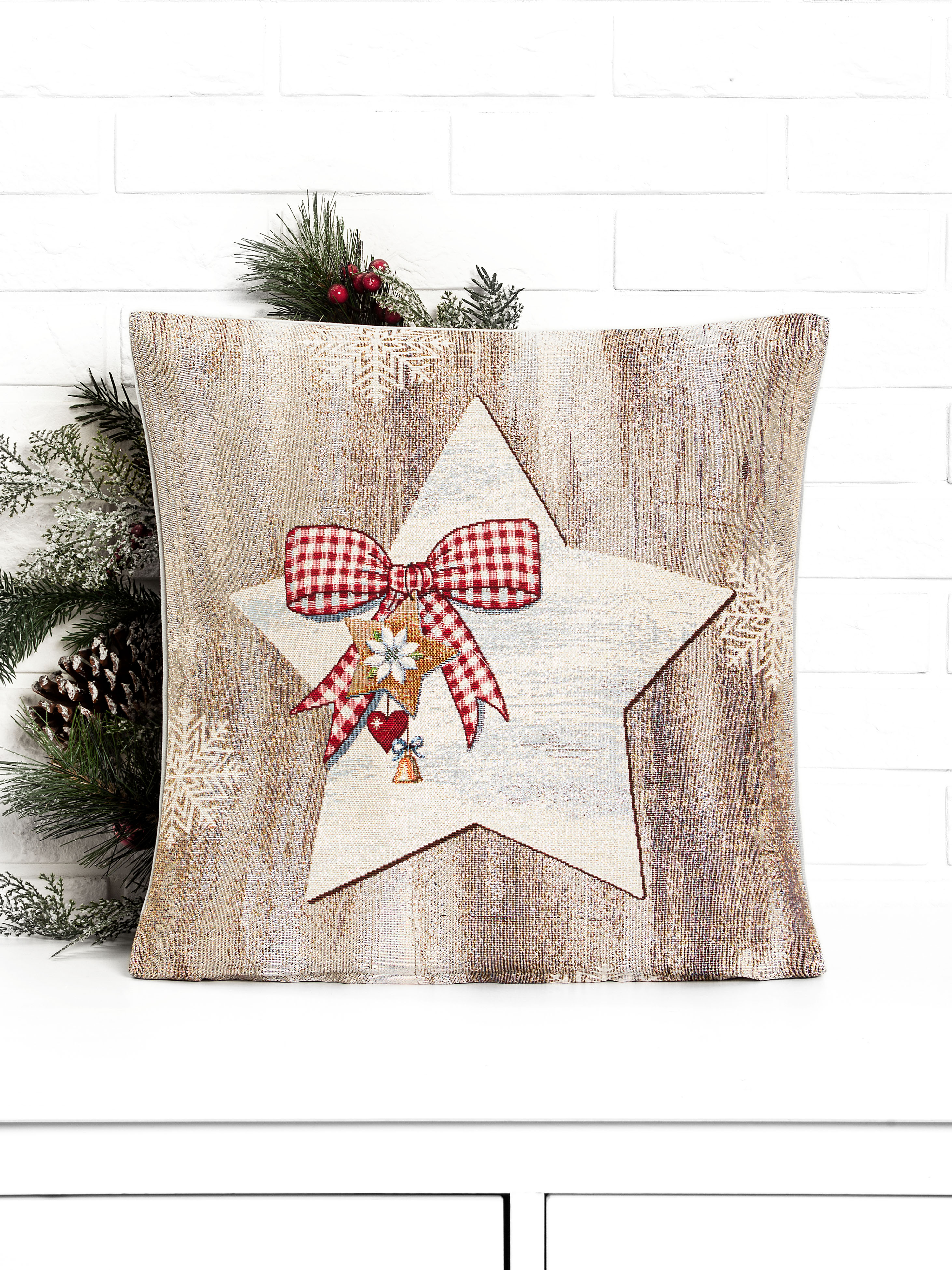 Новогодний прованс Звезда Наволочка 45х45 см 2109381