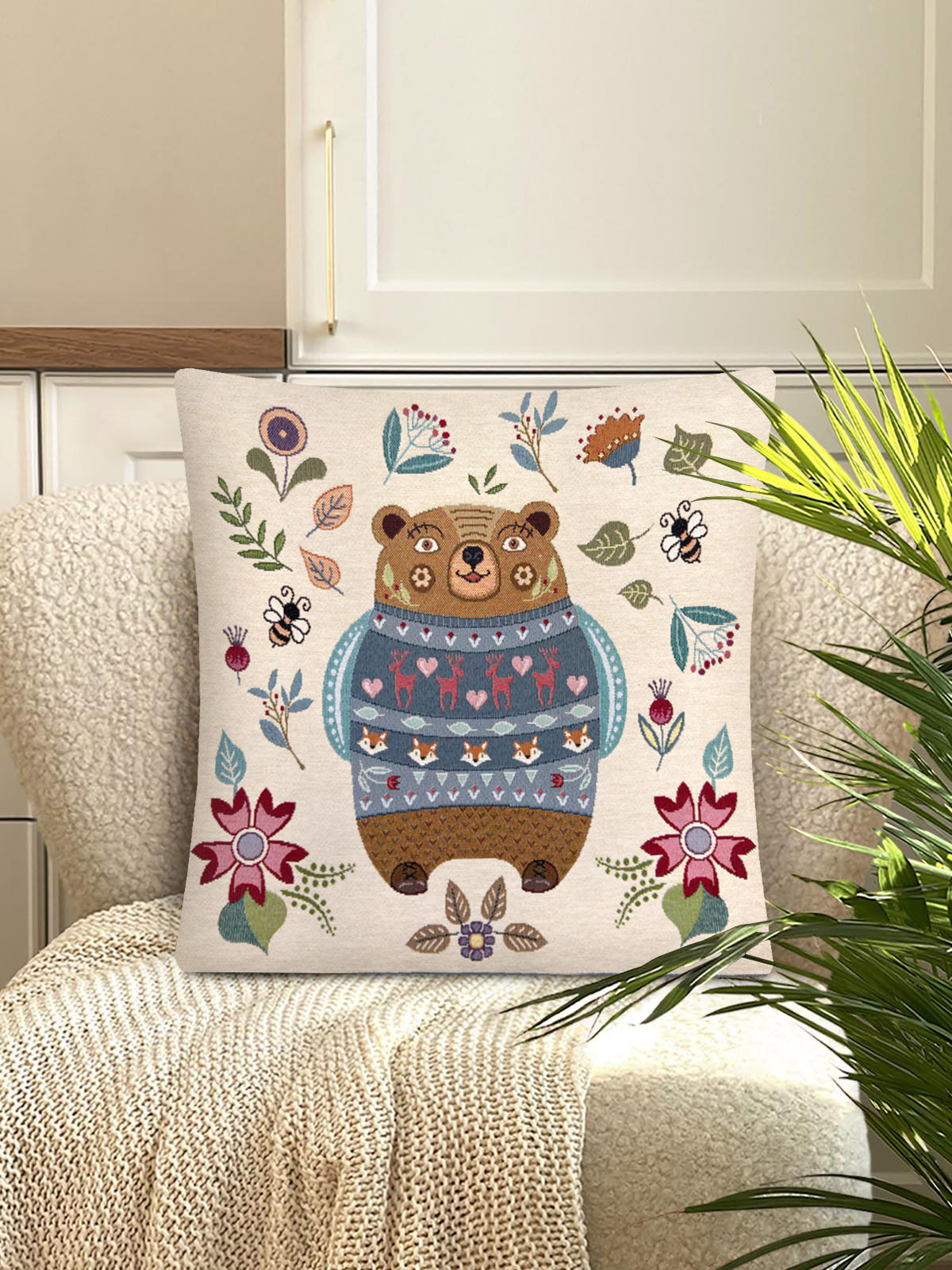 Сказочный лес Медведь Наволочка 45х45 см 2102447 New