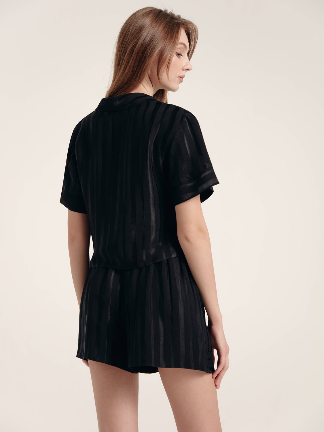 ст. цена2398руб.! Conte elegant Топ 21С-1703ТСПblack