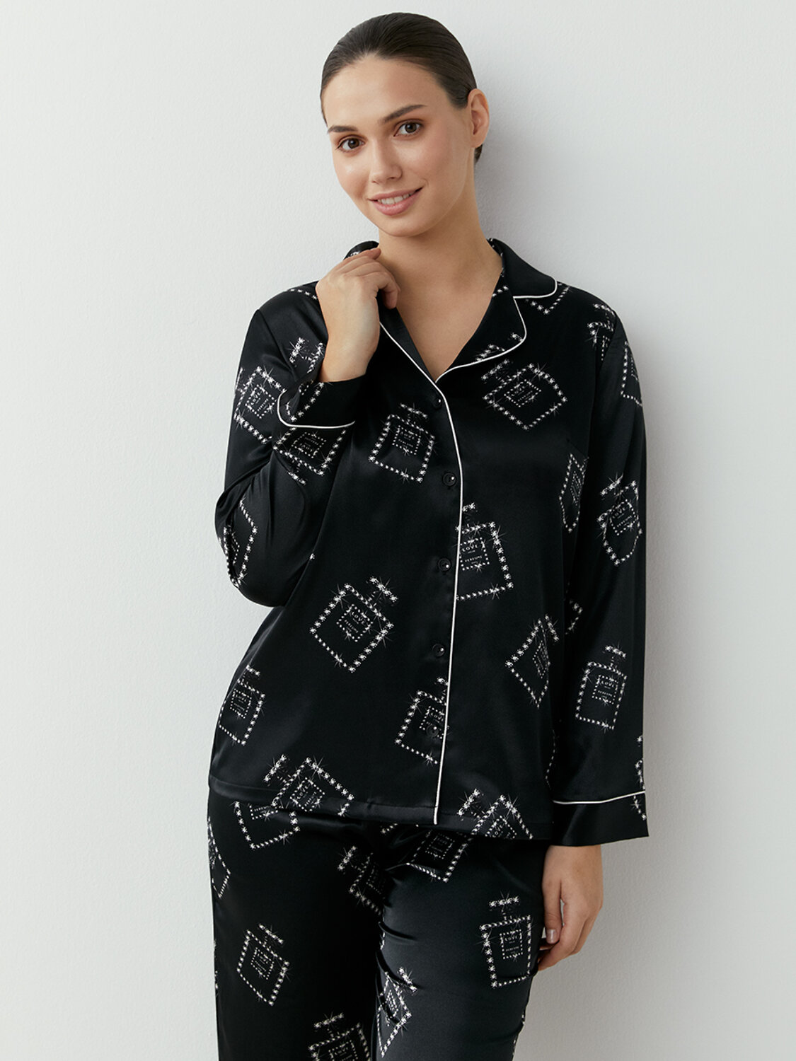 ст. цена2866руб.! Omsa Пижама OmD 0232D LOVE Пижама принт. жен. (Рубашка+Брюки прямые), PLNero/Multicolor (Мультиколор)