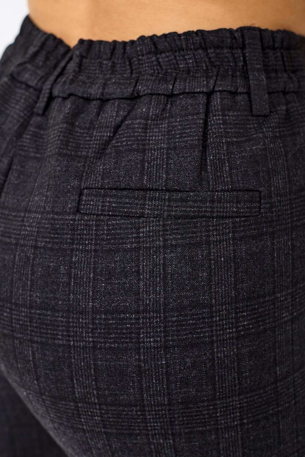 ст. цена1755руб.! Lika Dress Брюки 8996Черный