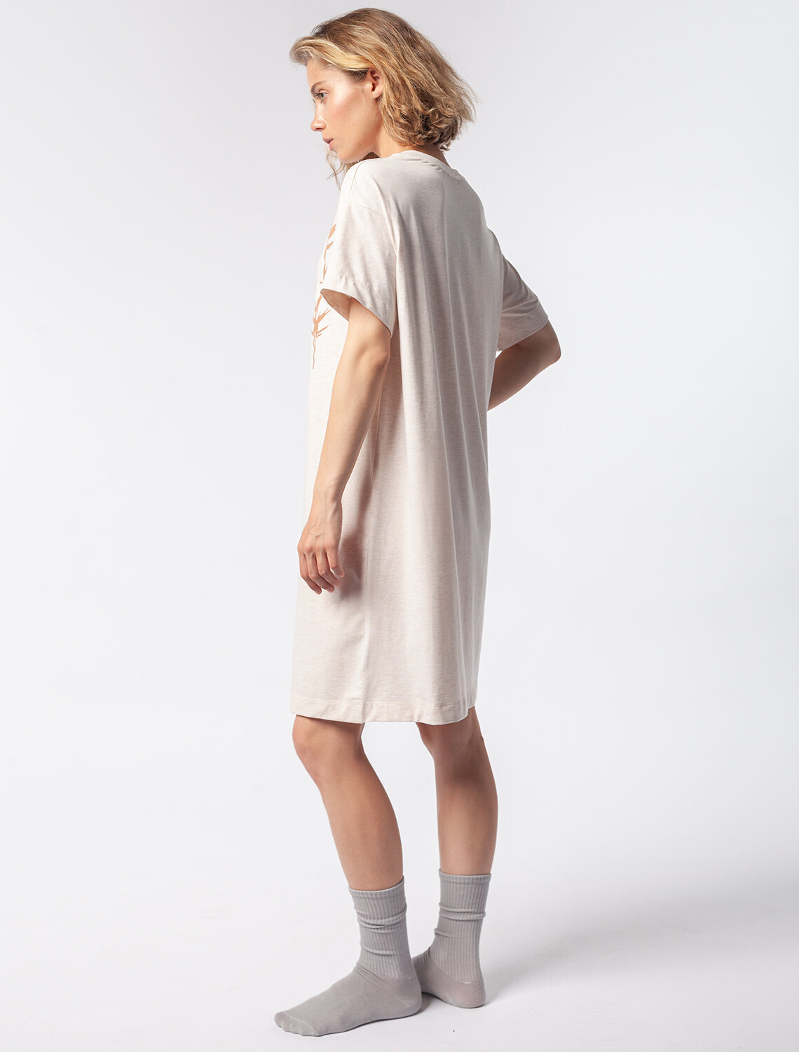 ст. цена1990руб.! VILATTE Платье D42.117бежевый_меланж_ветка