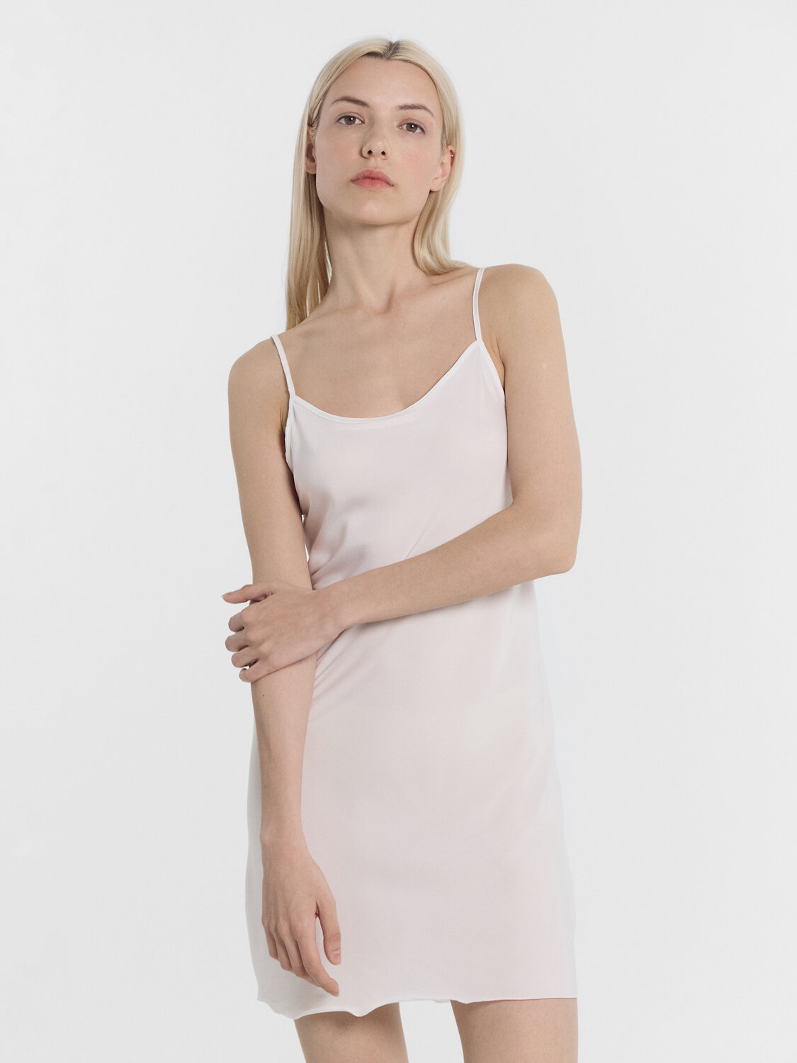 ст. цена952руб.! MARK FORMELLE Сарафан 152625белый