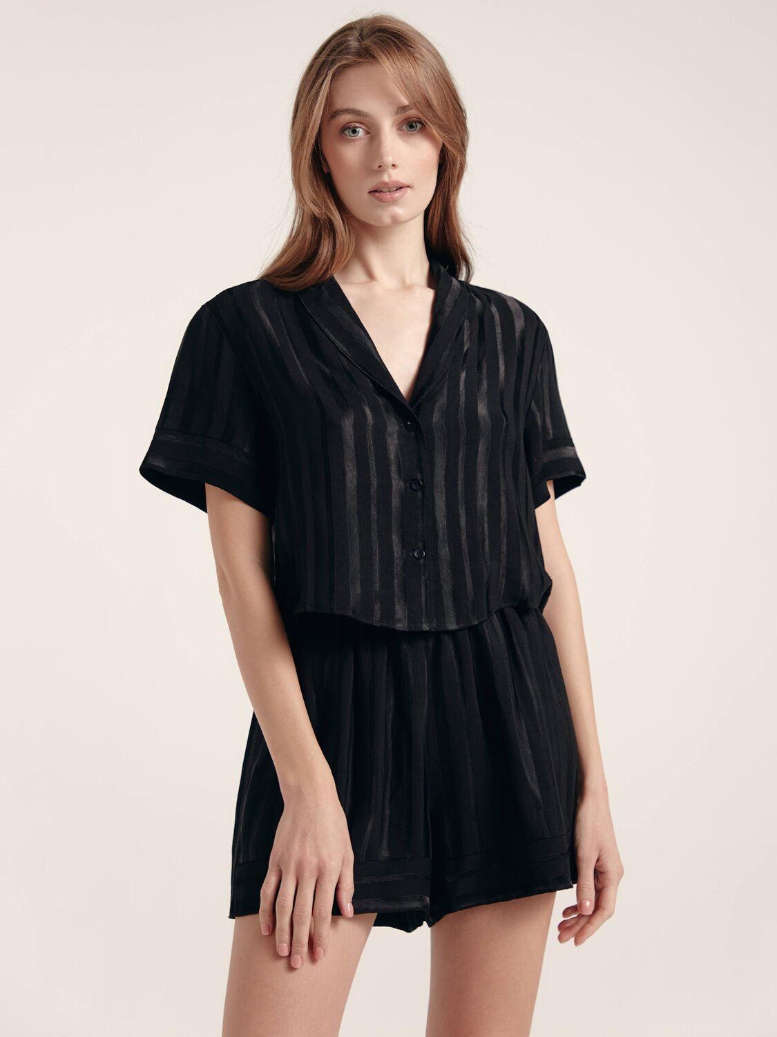 ст. цена2398руб.! Conte elegant Топ 21С-1703ТСПblack