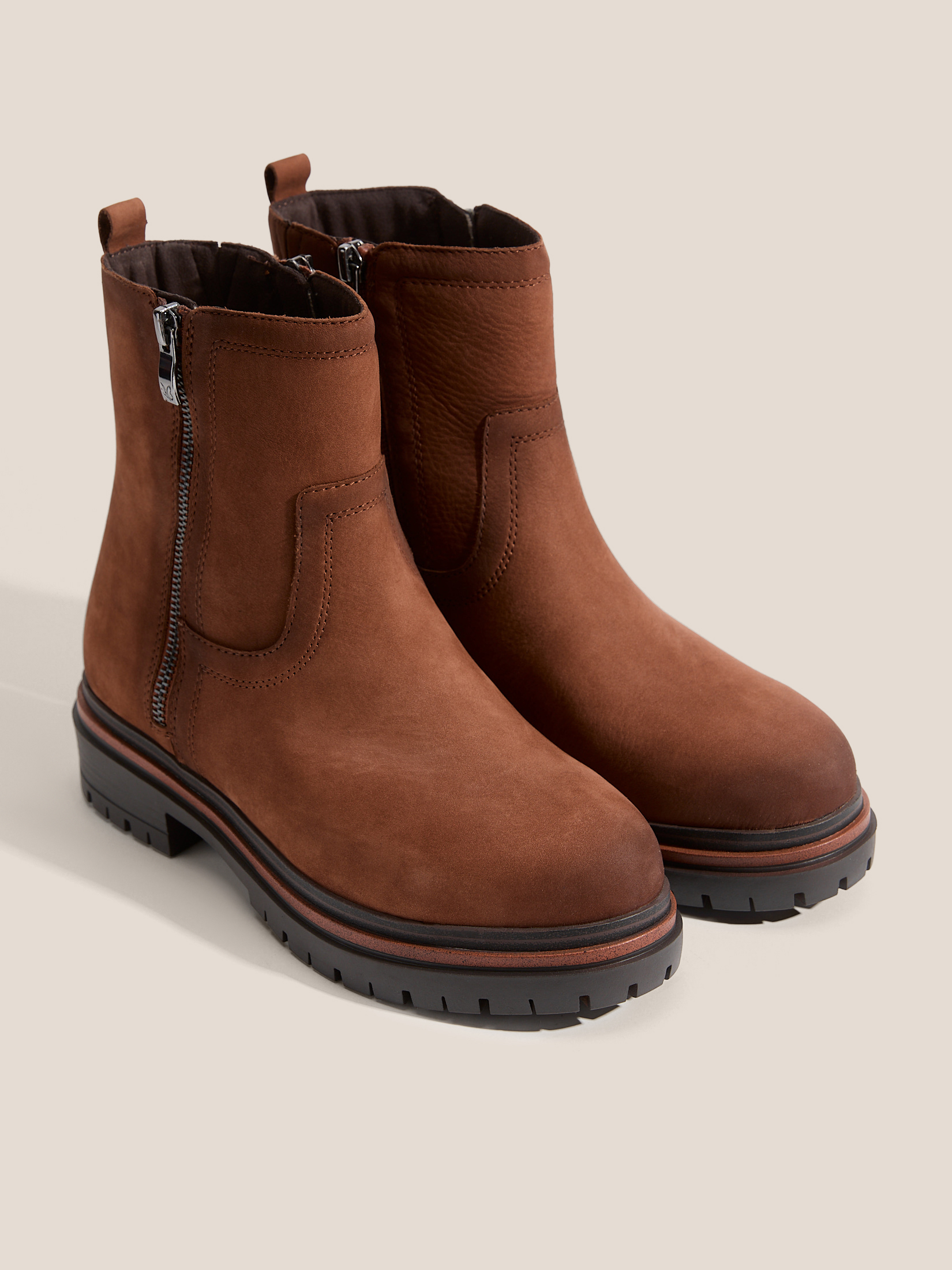 9120 р. 16000 р. Женские ботинки CAPRICE FLORI