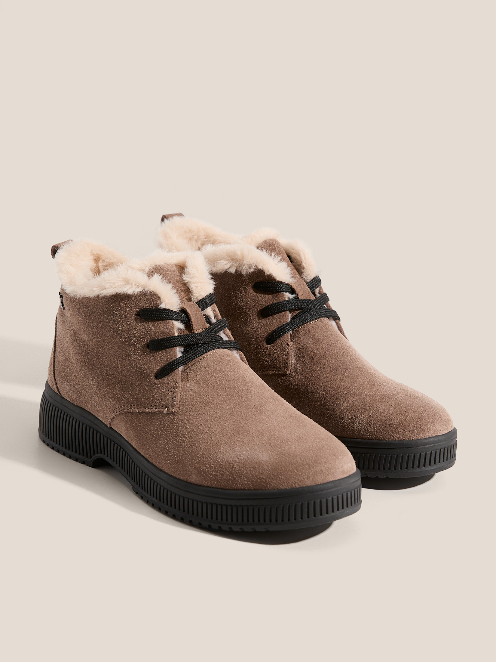 7695 р. 13500 р. Женские ботинки CAPRICE KAIA