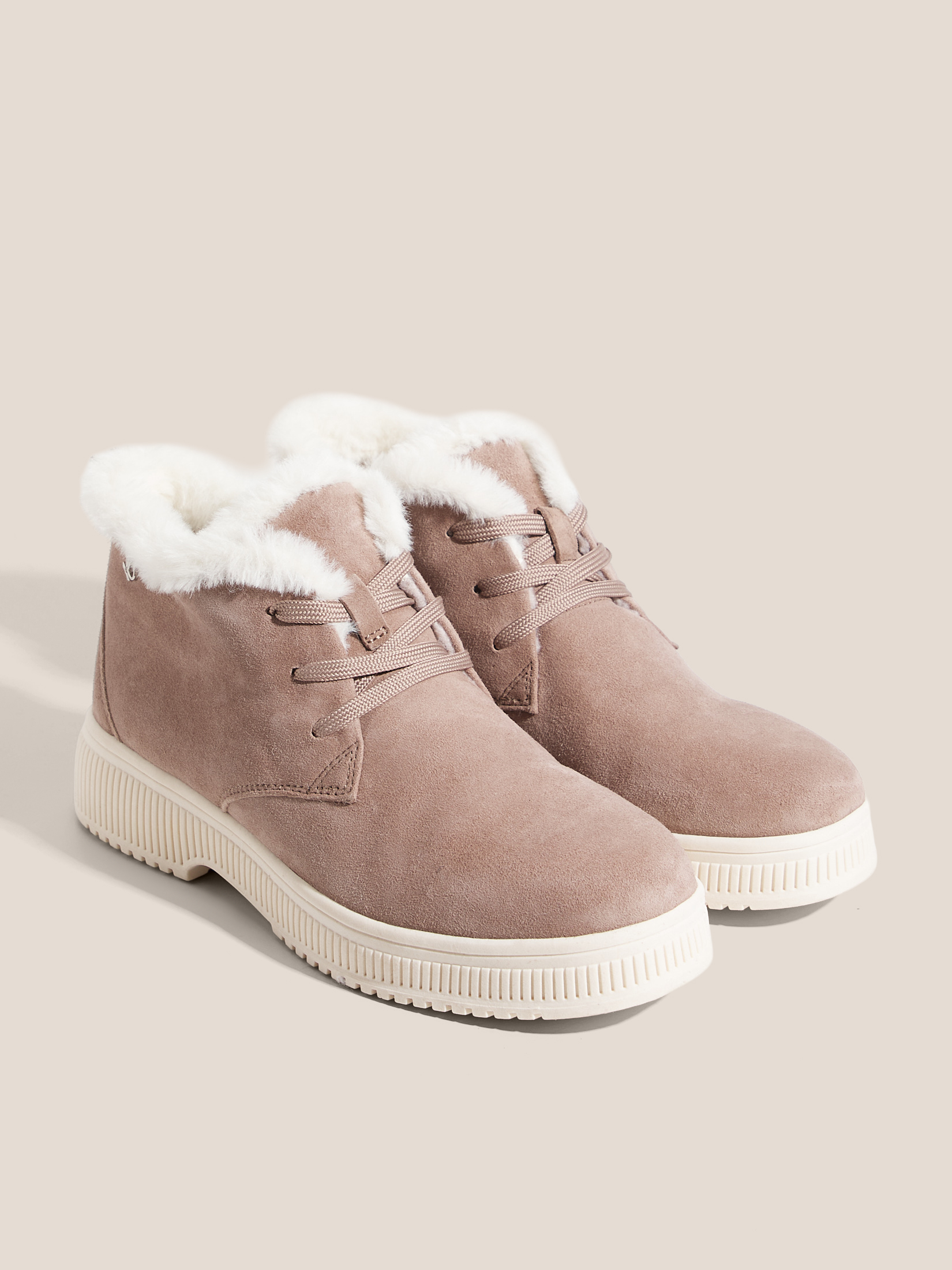 7695 р. 13500 р. Женские ботинки CAPRICE KAIA