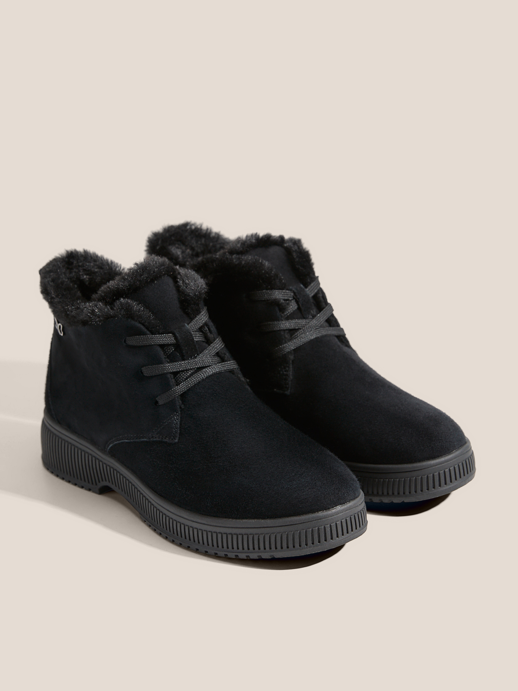 7695 р. 13500 р. Женские ботинки CAPRICE KAIA