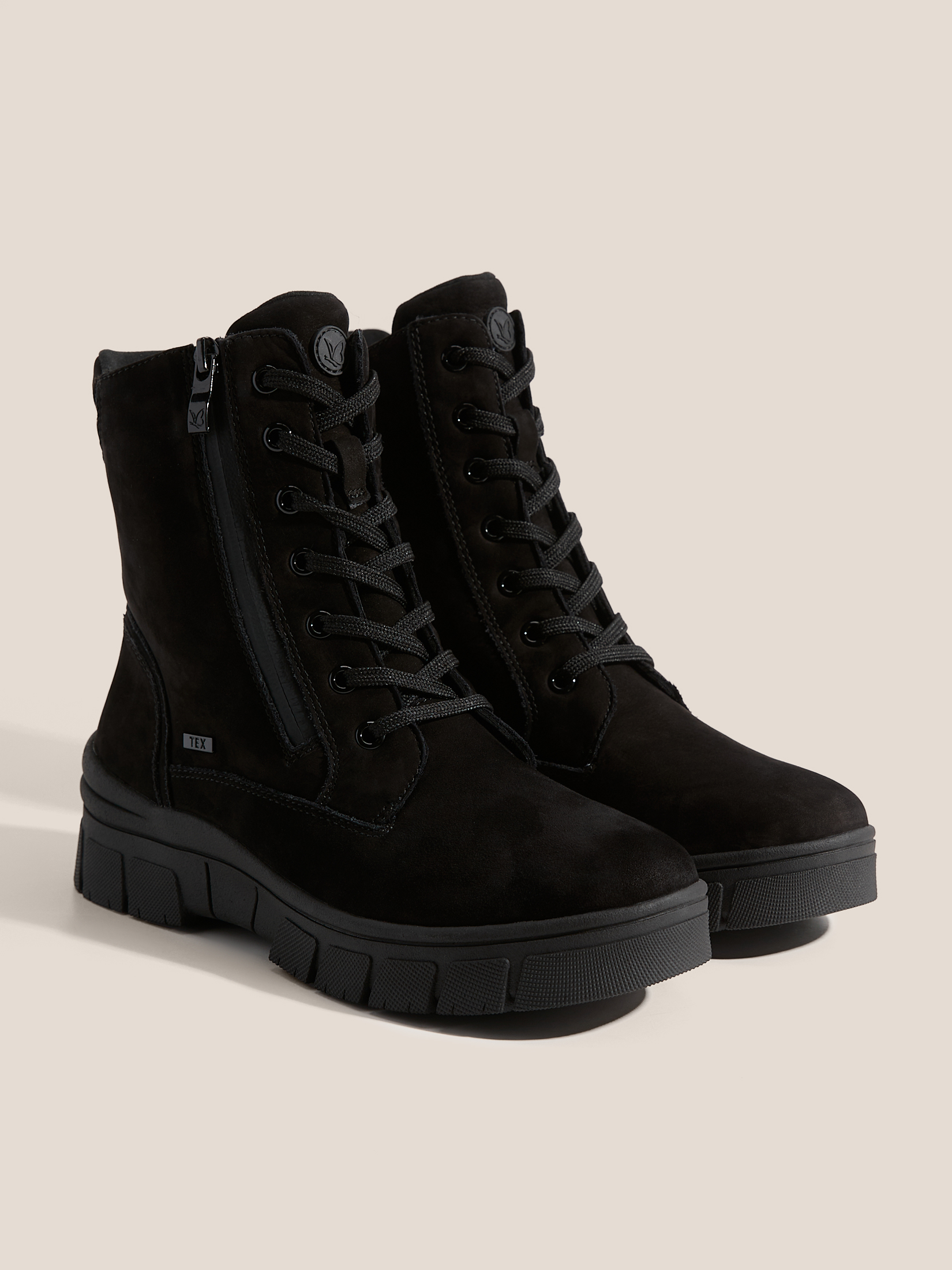 7125 р. 12500 р. Женские ботинки CAPRICE AGATHE