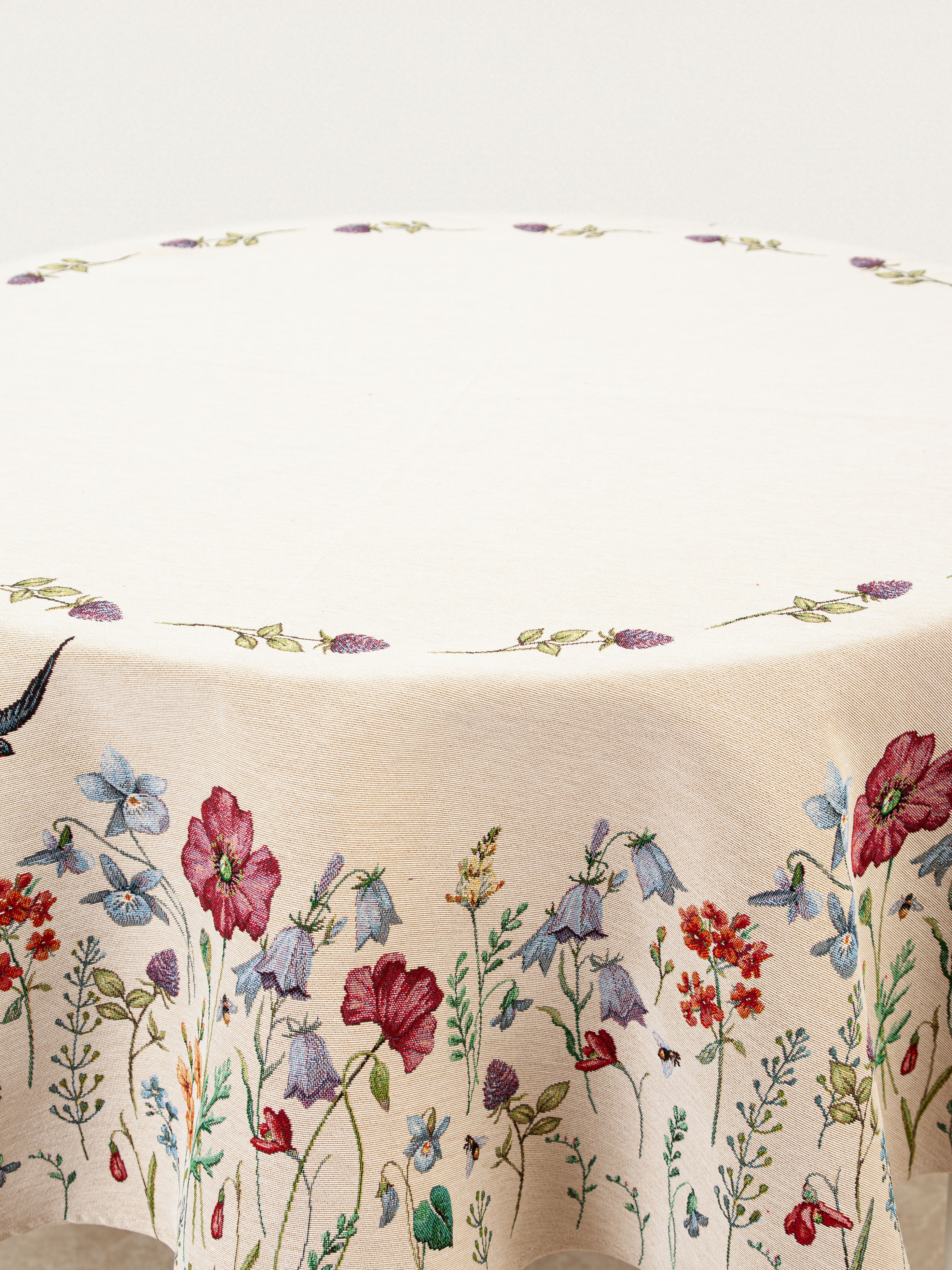 Ласточки Скатерть круг д165 см 2102554