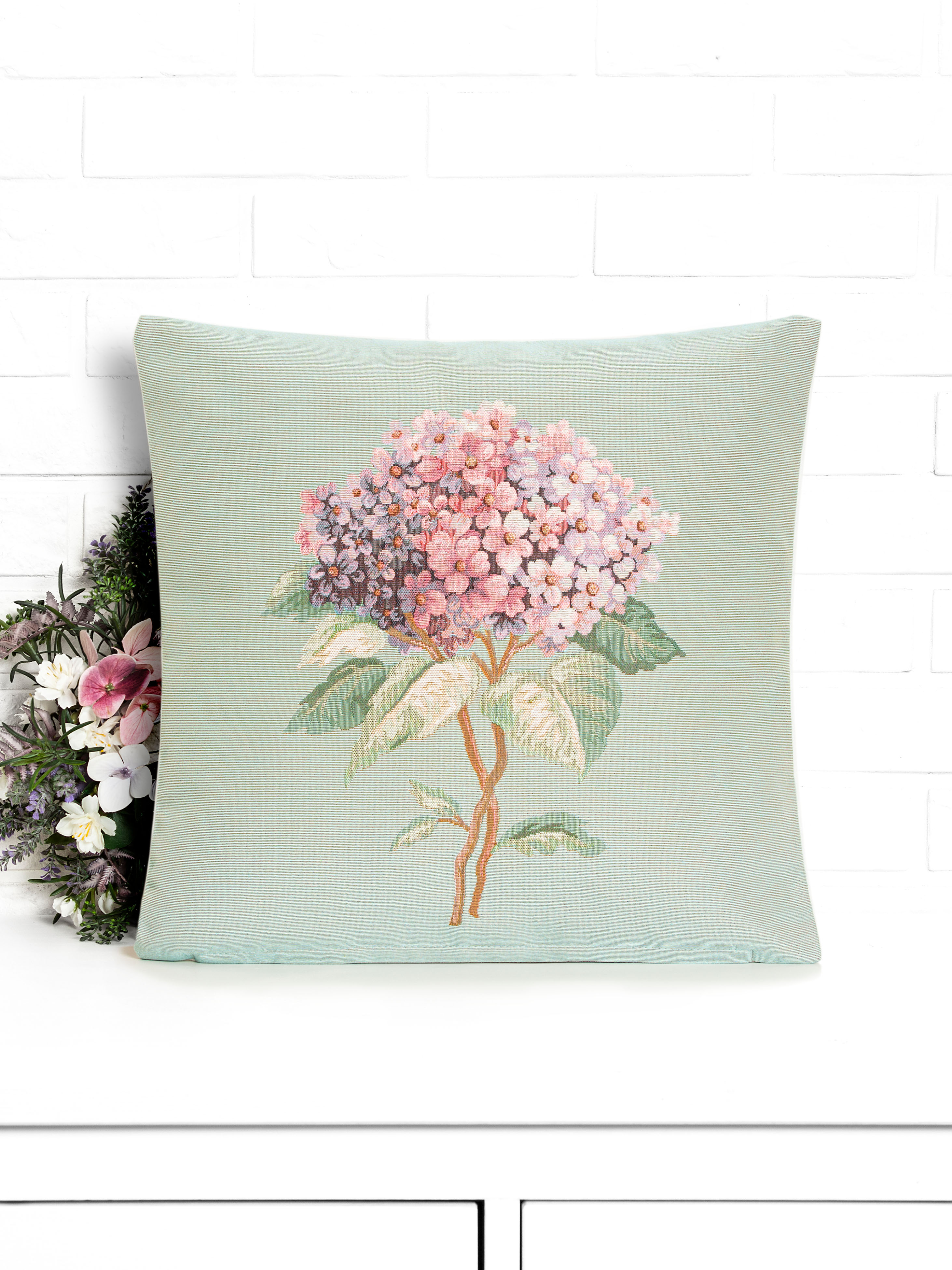 Гортензия голубой фон Наволочка 45х45 см 2107016