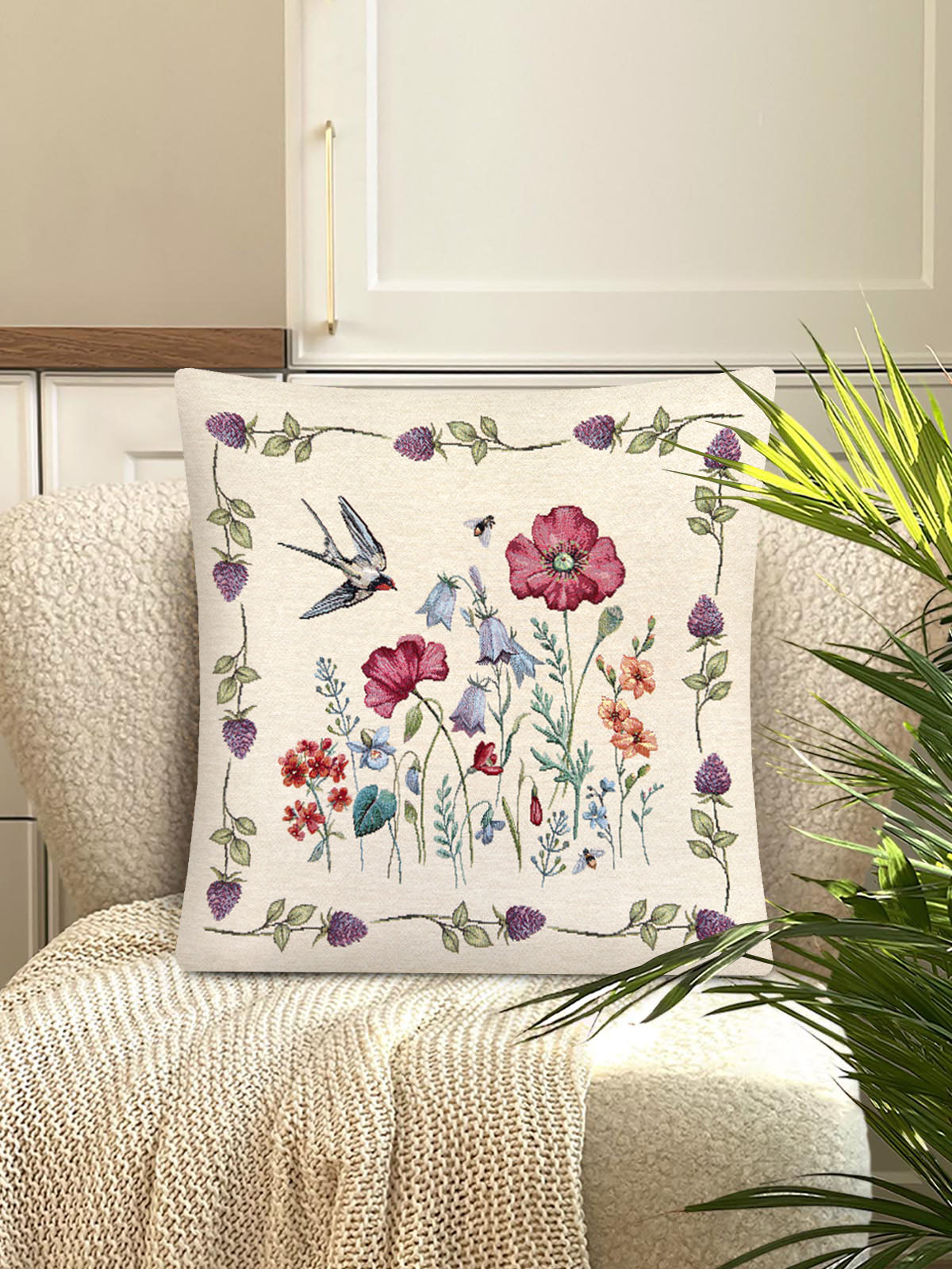 Ласточки Наволочка 45х45 см 2100951