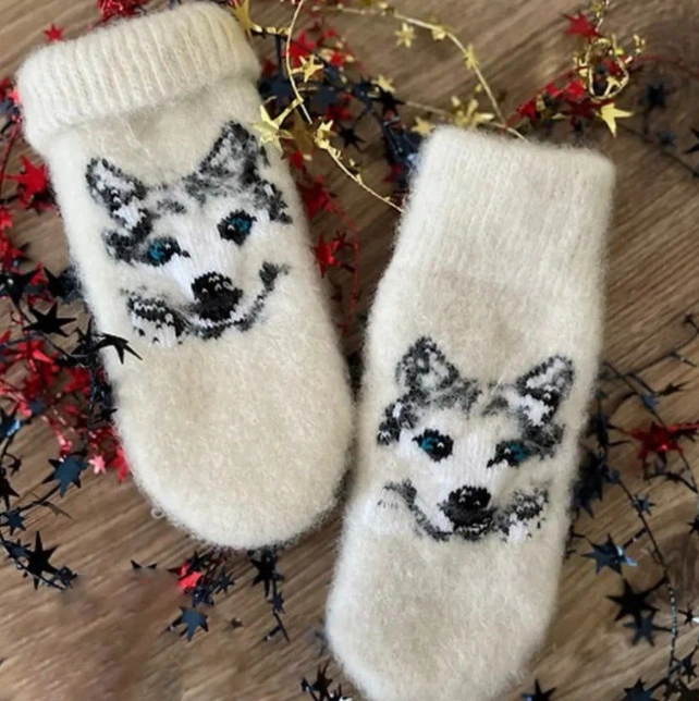 Варежки женские