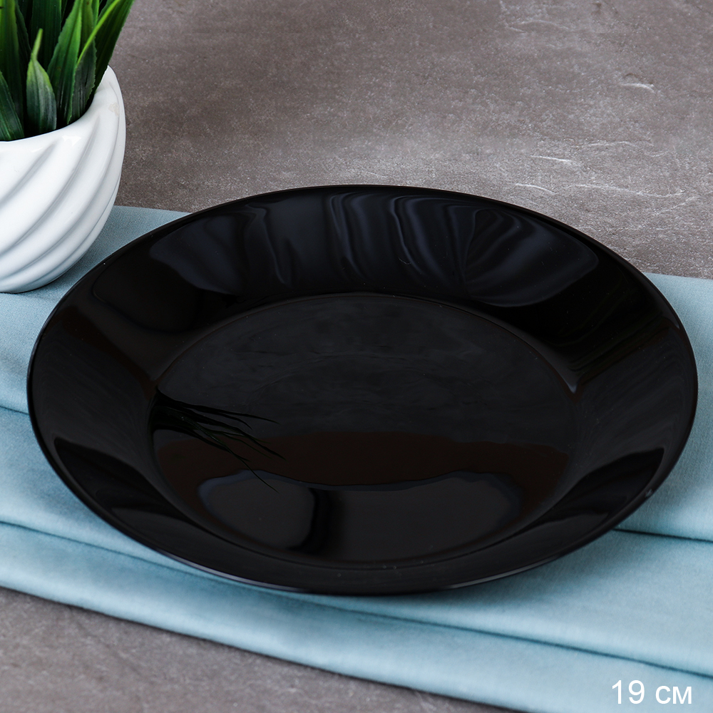 Тарелка плоская 190 мм Черная Евро Дэй BNNP75T (BLACK) (уп72)
