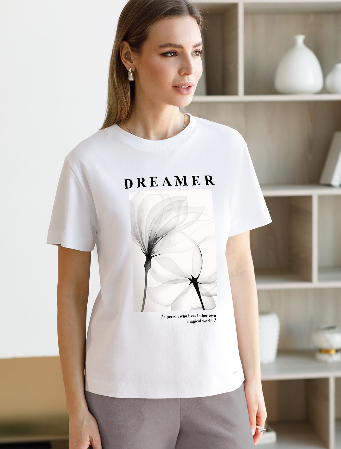 ст. цена1590руб.! VILATTE Футболка D49.983белый_dreamer