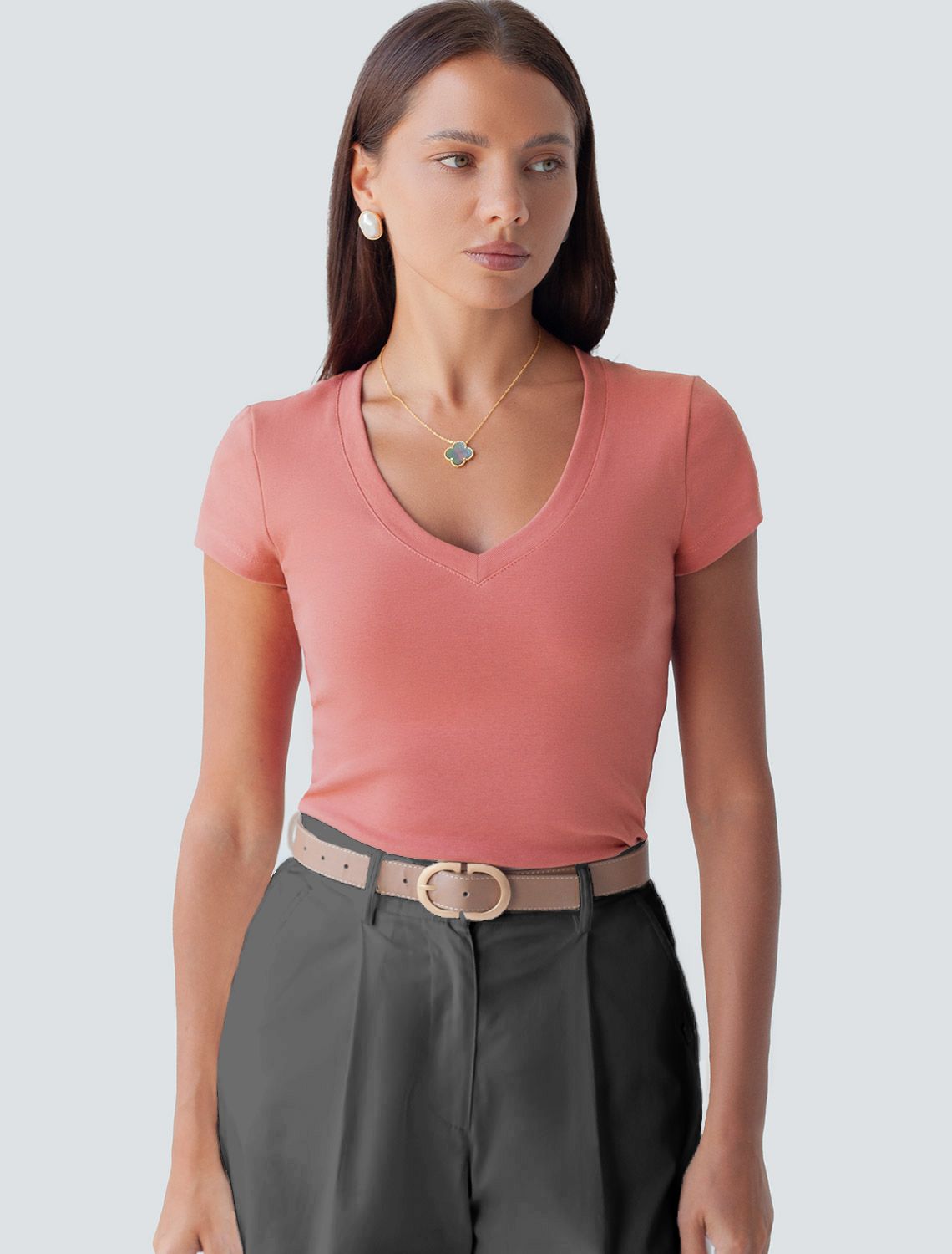 Футболка из плотного трикотажа с плетением риб 1*1