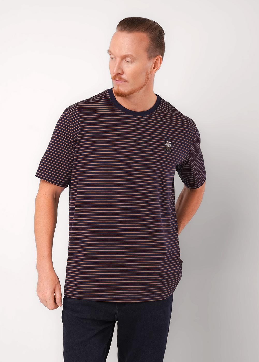 Ст.цена 1049р CLE 452301/17кнт Футболка мужская 452301/17кнт т.синий/св.коричневый