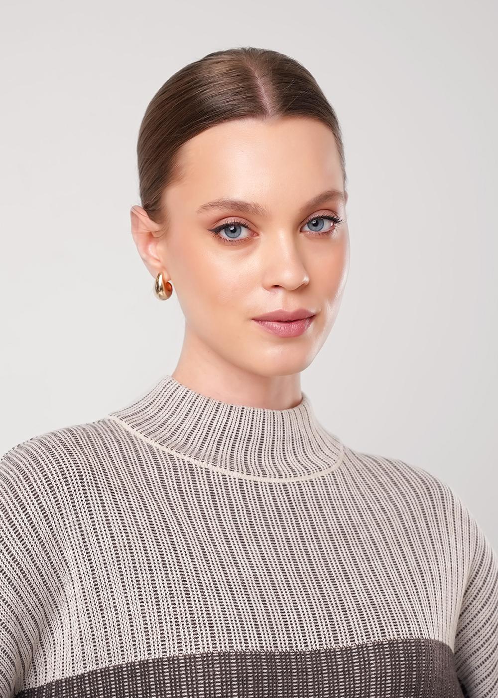 Ст.цена 1300р CLE 154597/192ак Джемпер женский 154597/192ак меланж бежевый