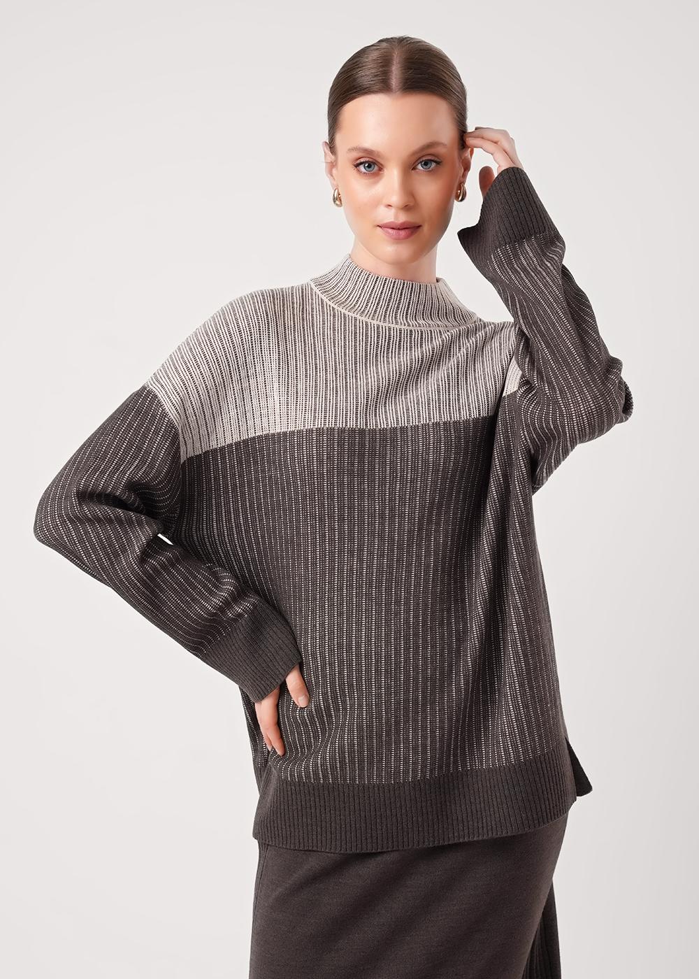 Ст.цена 1300р CLE 154597/192ак Джемпер женский 154597/192ак меланж бежевый