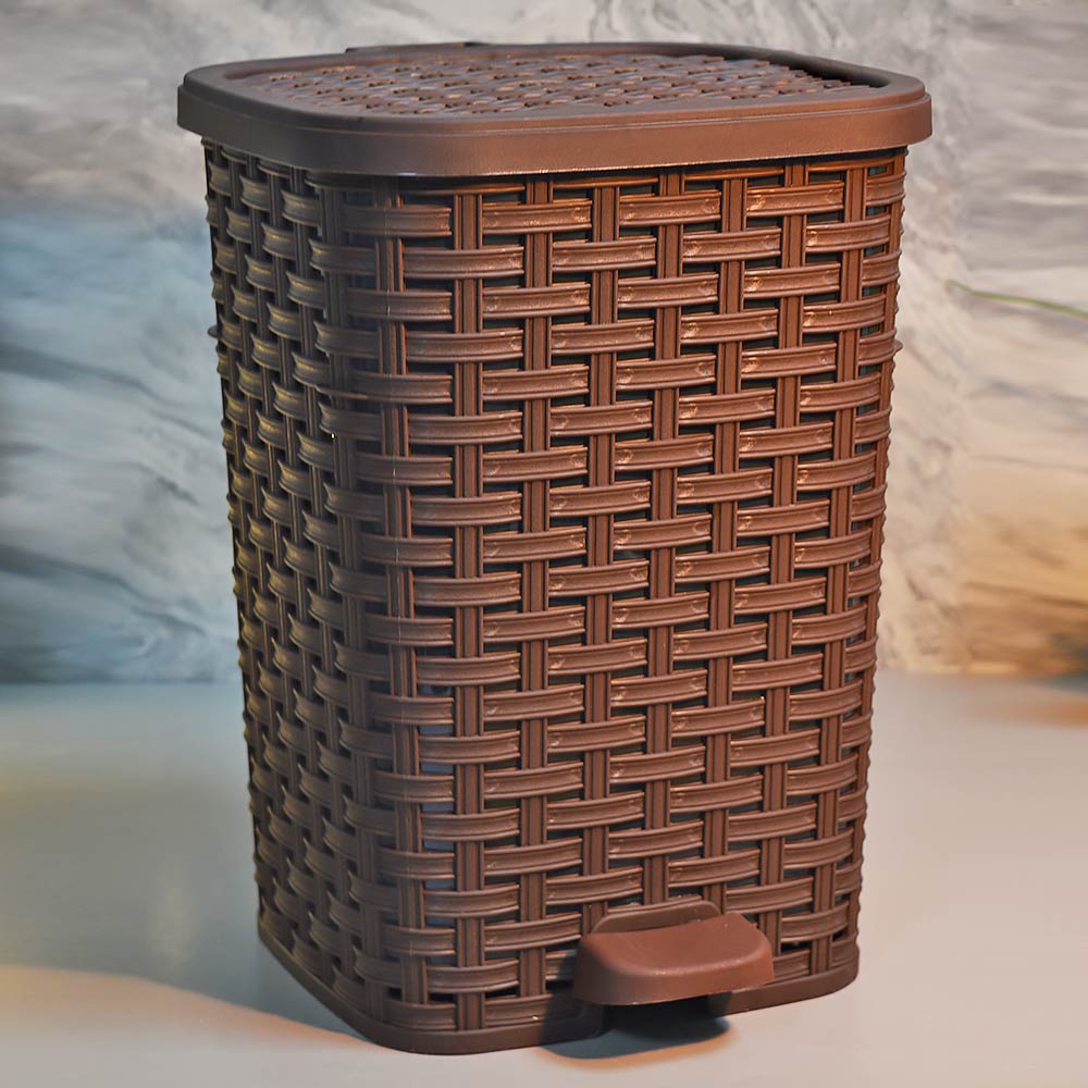 Ведро для мусора 12л с педалью