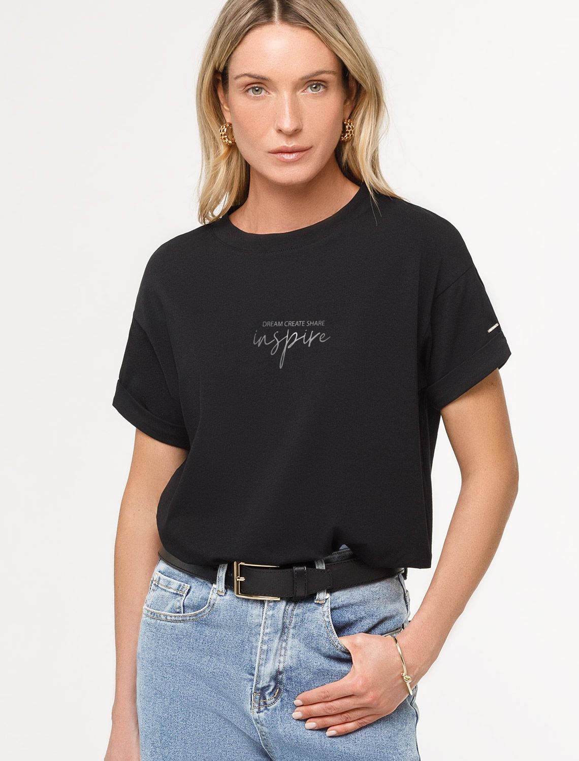 Футболка из премиального хлопка с авторским принтом