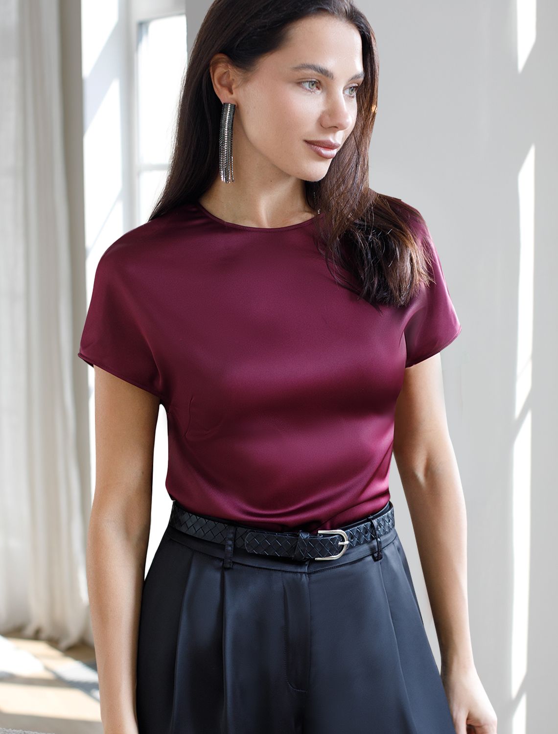 Блузка из сатина с коротким рукавом