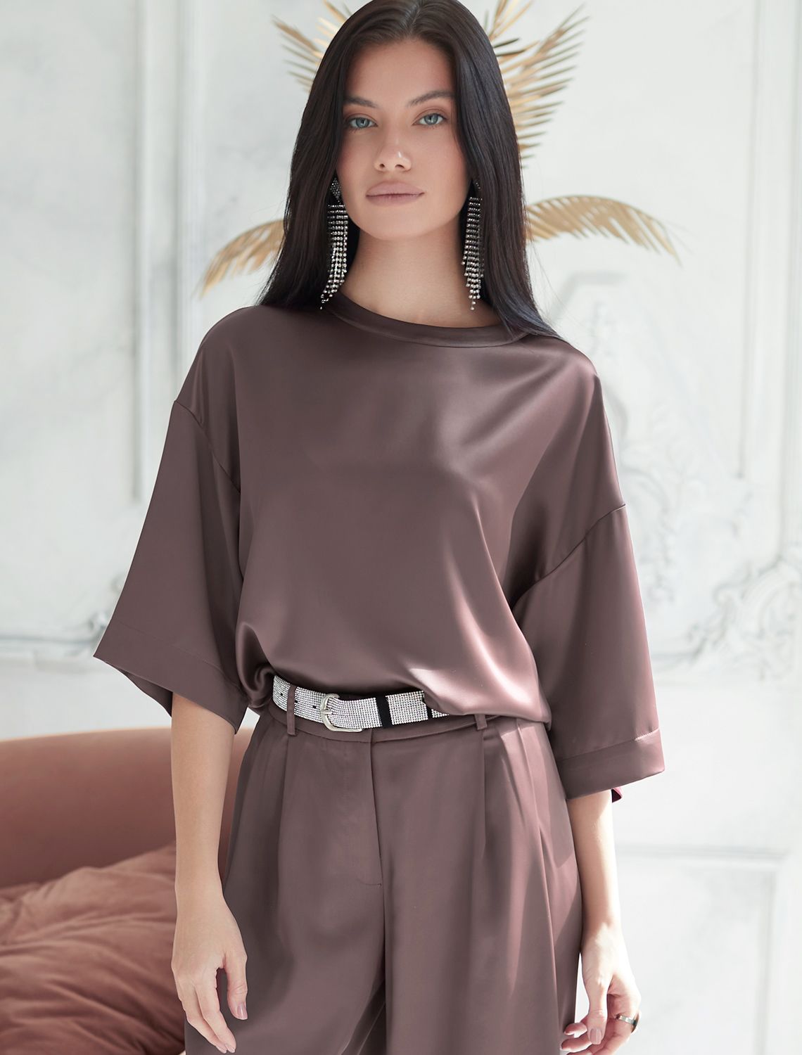 Блузка свободная из струящегося плотного сатина