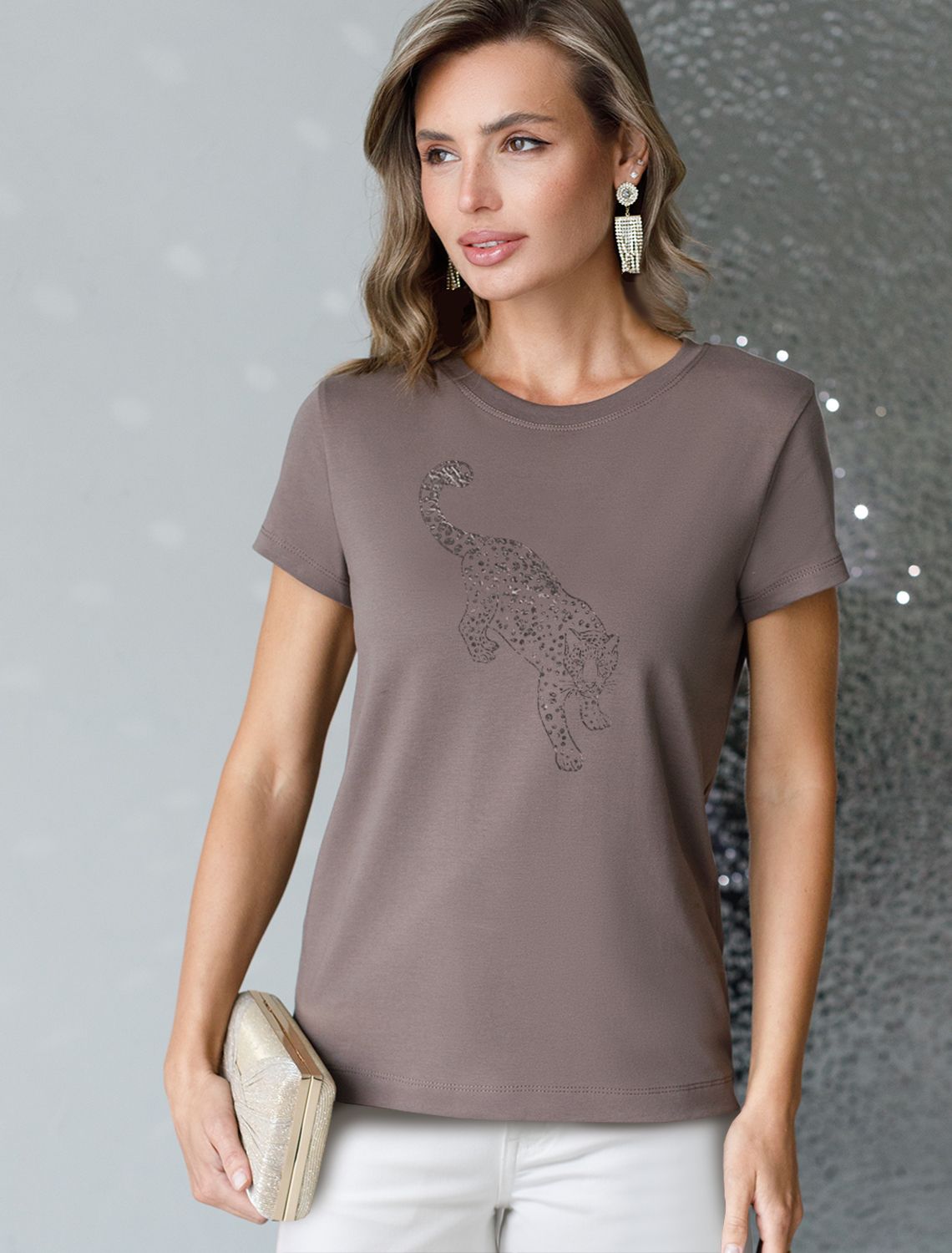 Нарядная футболка с принтом фольгой из премиального хлопка с эластаном