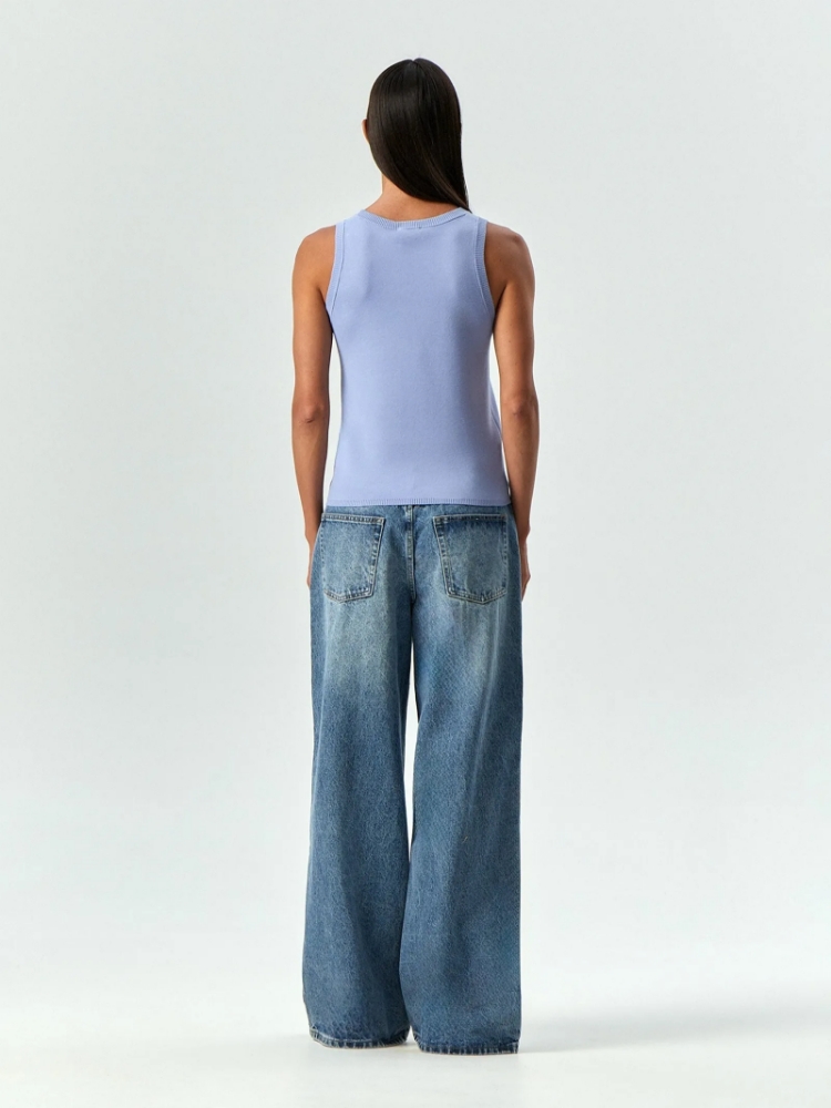 Трикотажный топ из вискозы ,
95% вискоза, 5% полиэстер ,