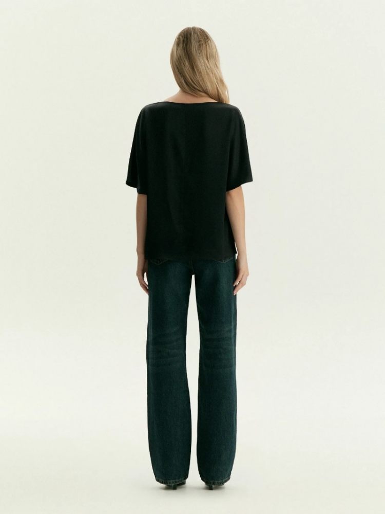 Блузка с коротким рукавом из вискозы ,
85% вискоза, 11% полиэстер, 4% эластан ,