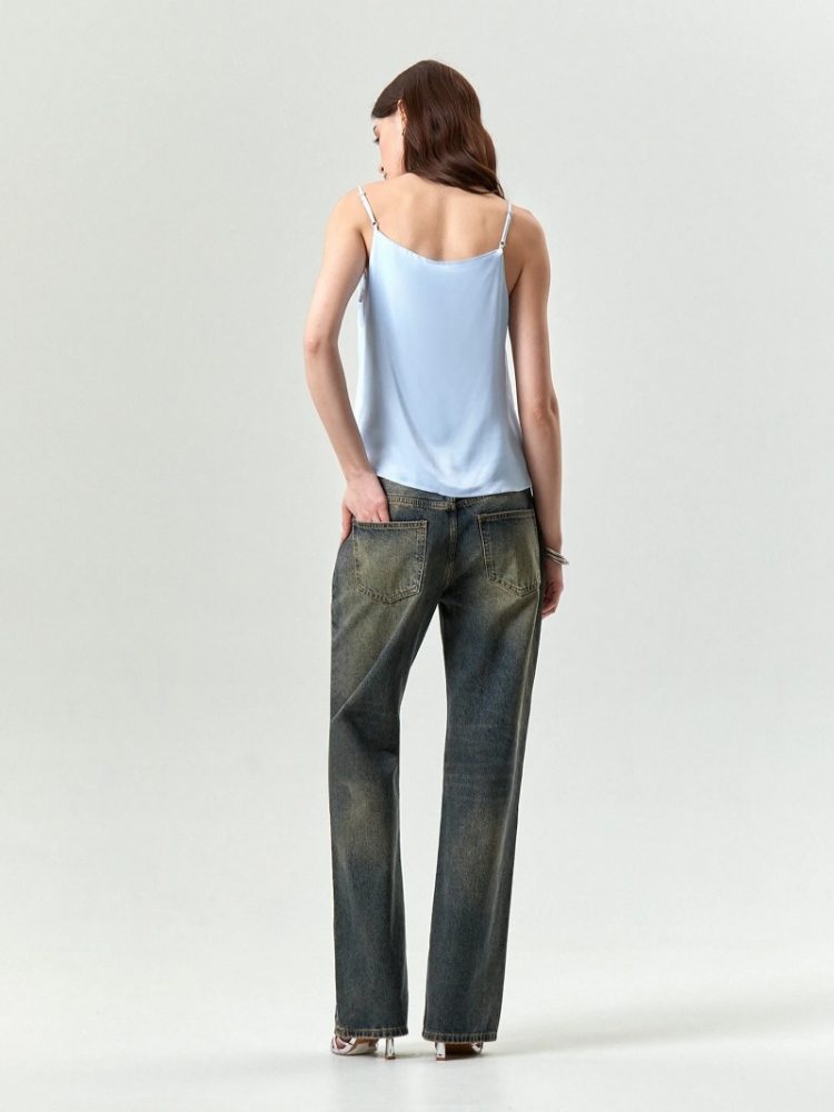 Топ на бретелях ,
100% вискоза ,