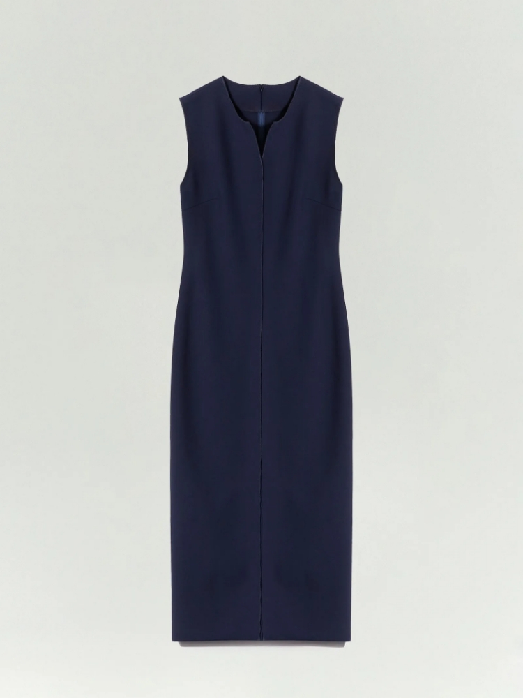 Платье-футляр макси ,
60% вискоза, 37% полиэстер, 3% эластан ,