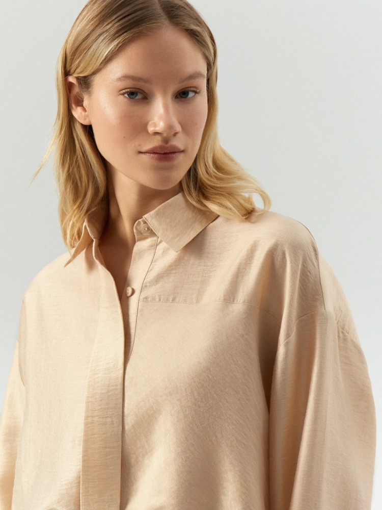 Рубашка прямого кроя ,
85% тенсел, 15% полиамид ,