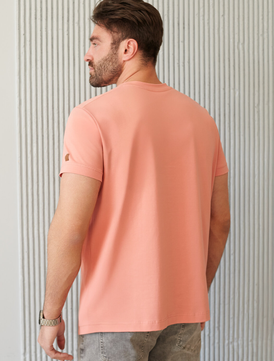 ст. цена1390руб.! VILATTE Футболка U49.045коралловый_wanderlust