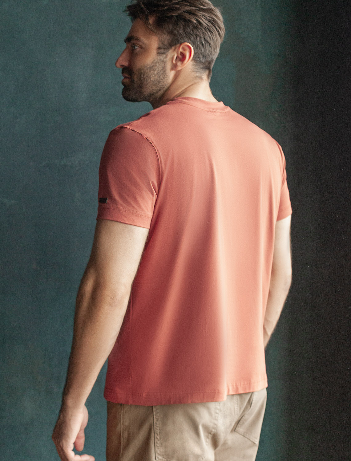 ст. цена1390руб.! VILATTE Футболка U49.045кирпичный_горы