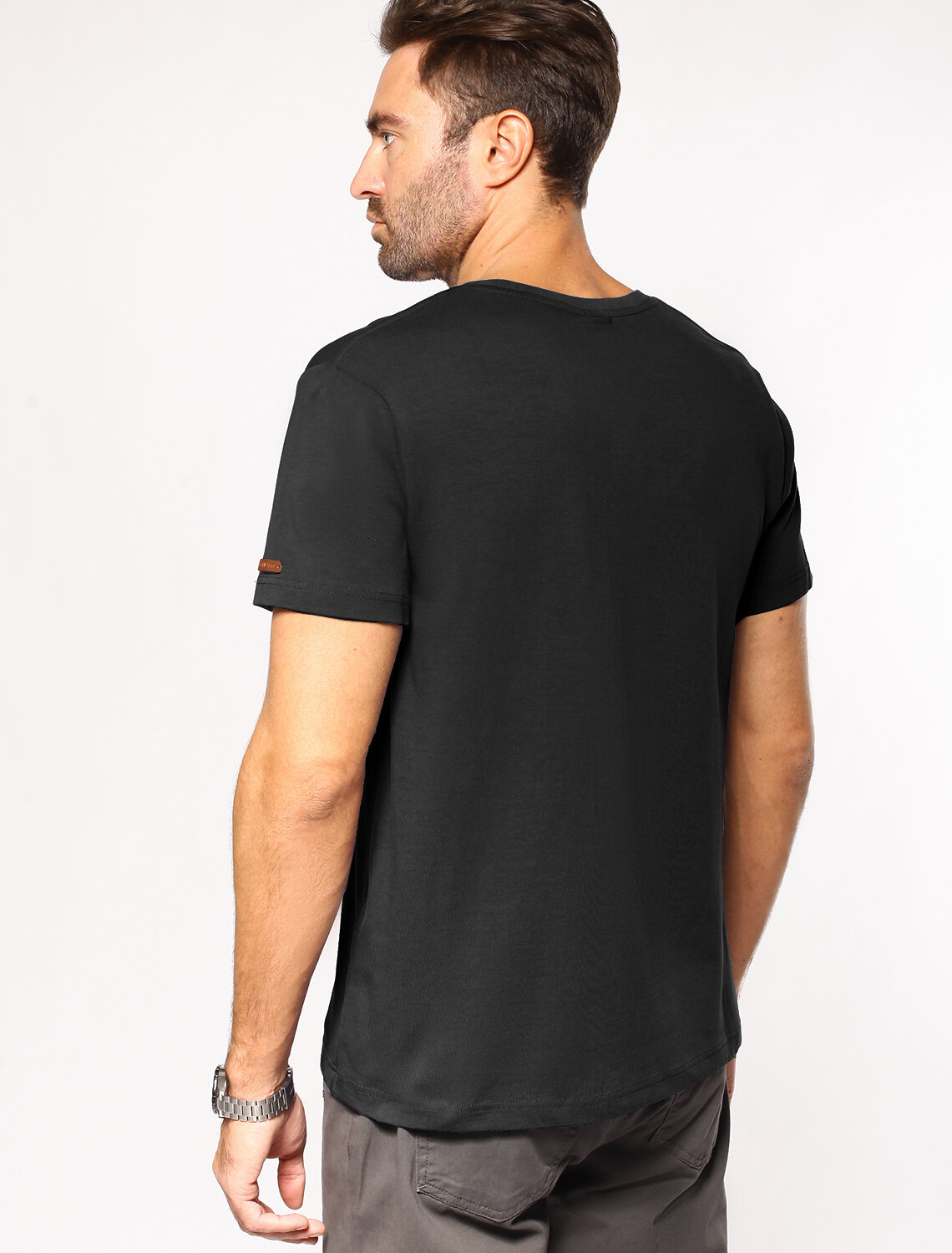 ст. цена1390руб.! VILATTE Футболка U49.026черный_varsity