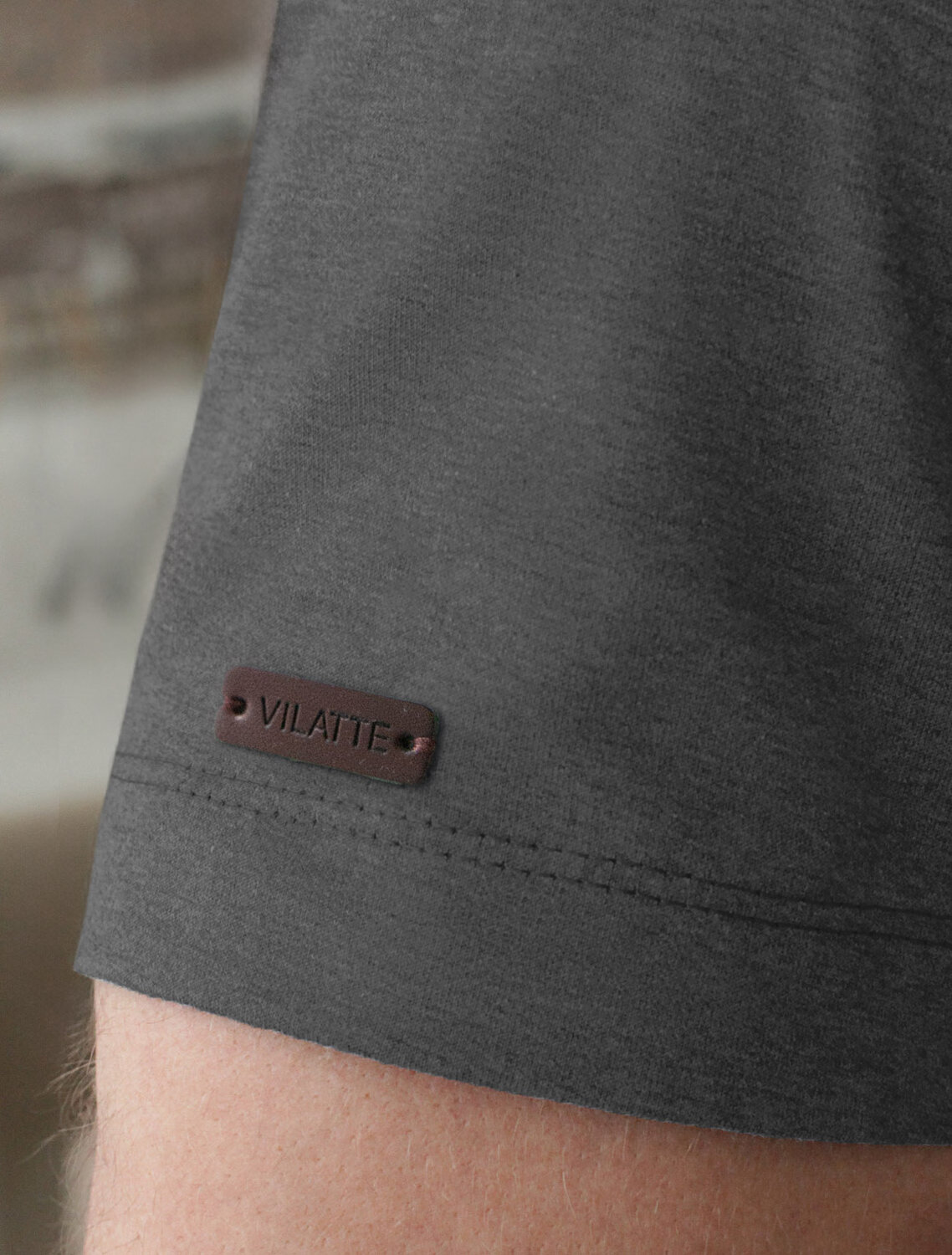 ст. цена1390руб.! VILATTE Футболка U49.045т.серый меланж_adventure