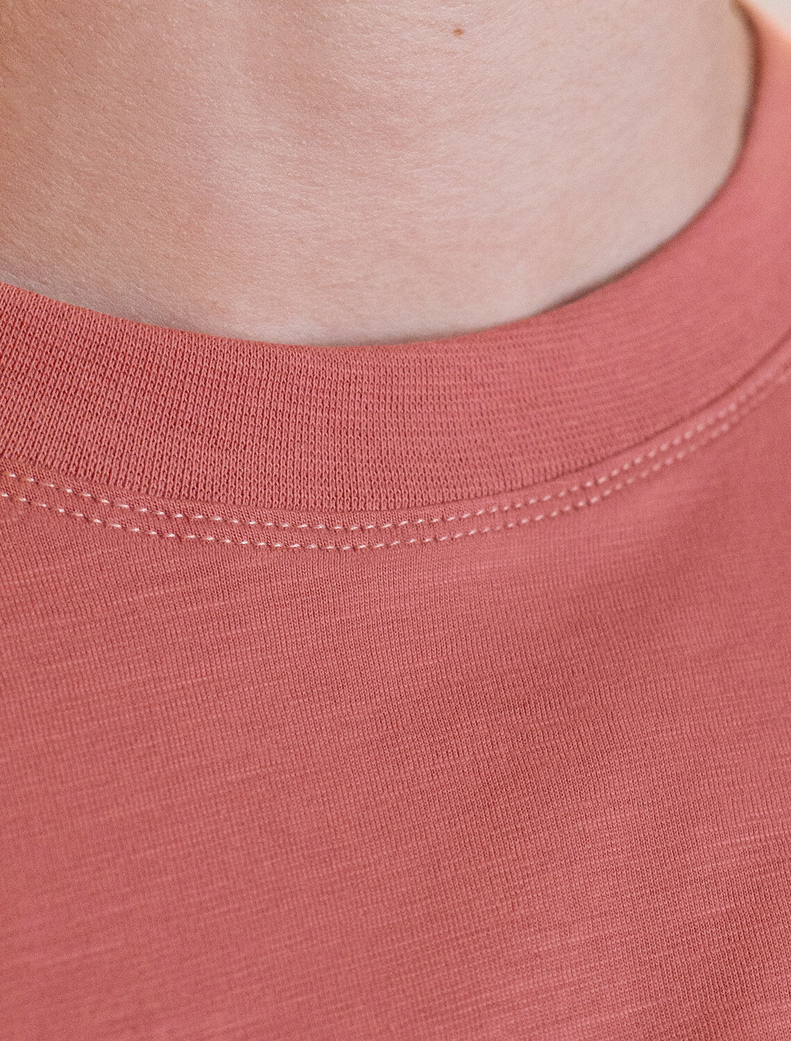 ст. цена1290руб.! VILATTE Футболка U49.040терракотовый