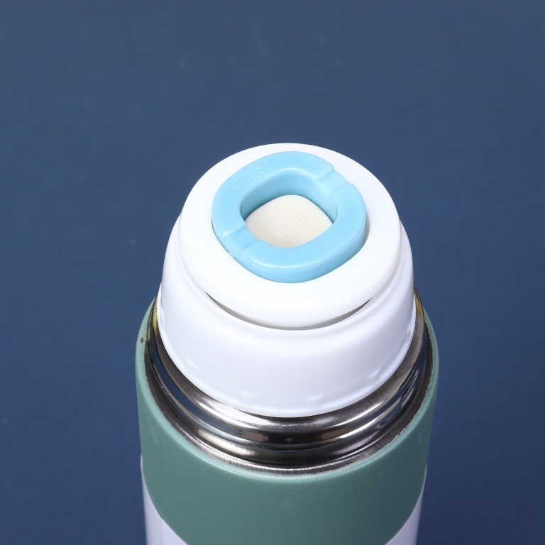 Набор из термоса и 2 чашек