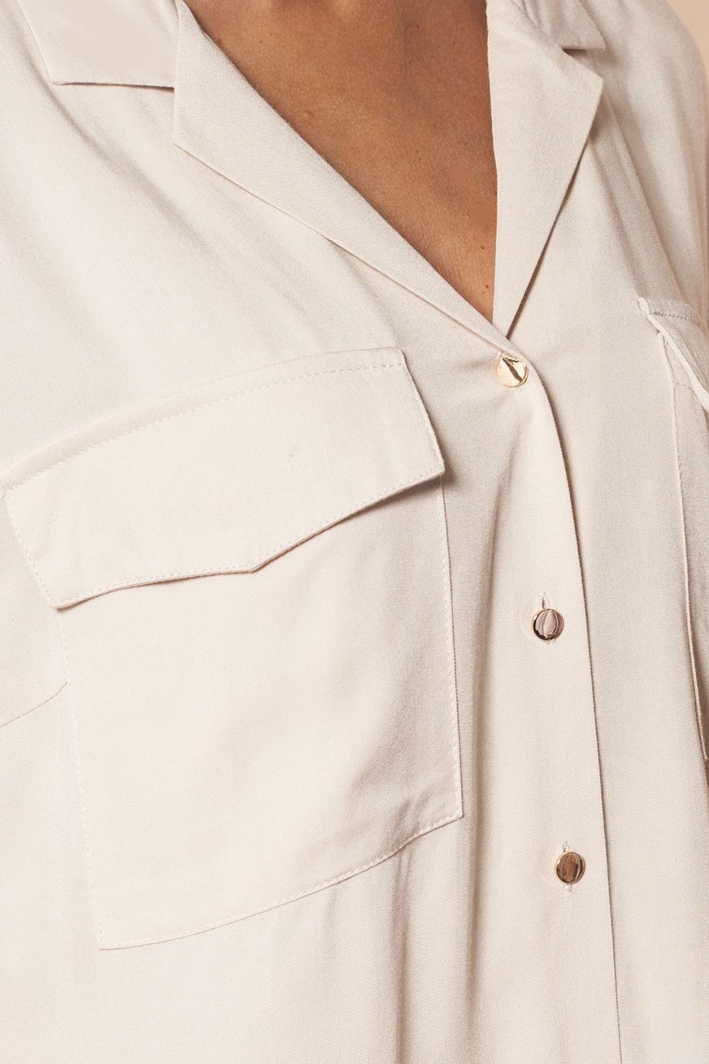 Ст.цена 1850р Блузка из премиальной вискозы в рубчик D29.668 светло-бежевый