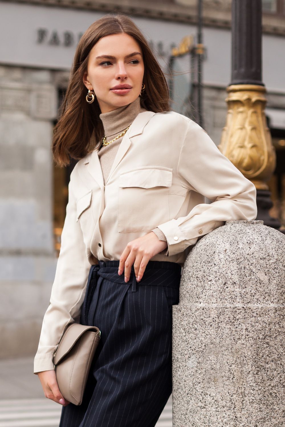 Ст.цена 1850р Блузка из премиальной вискозы в рубчик D29.668 светло-бежевый