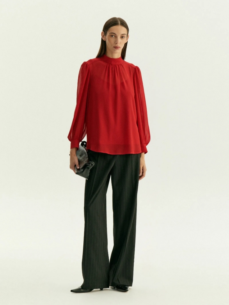 Блузка из шифона ,
100% полиэстер ,