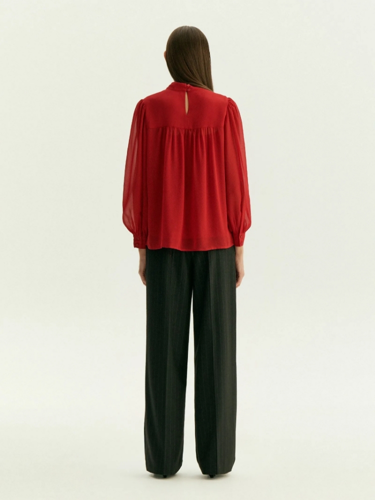 Блузка из шифона ,
100% полиэстер ,