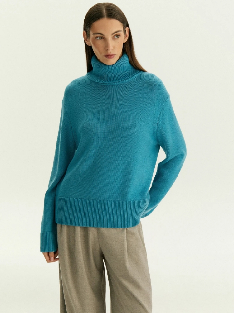 Свитер с высоким воротником из смесовой шерсти ,
40% полиэстер, 20% шерсть, 20% нейлон, 20% акрил ,