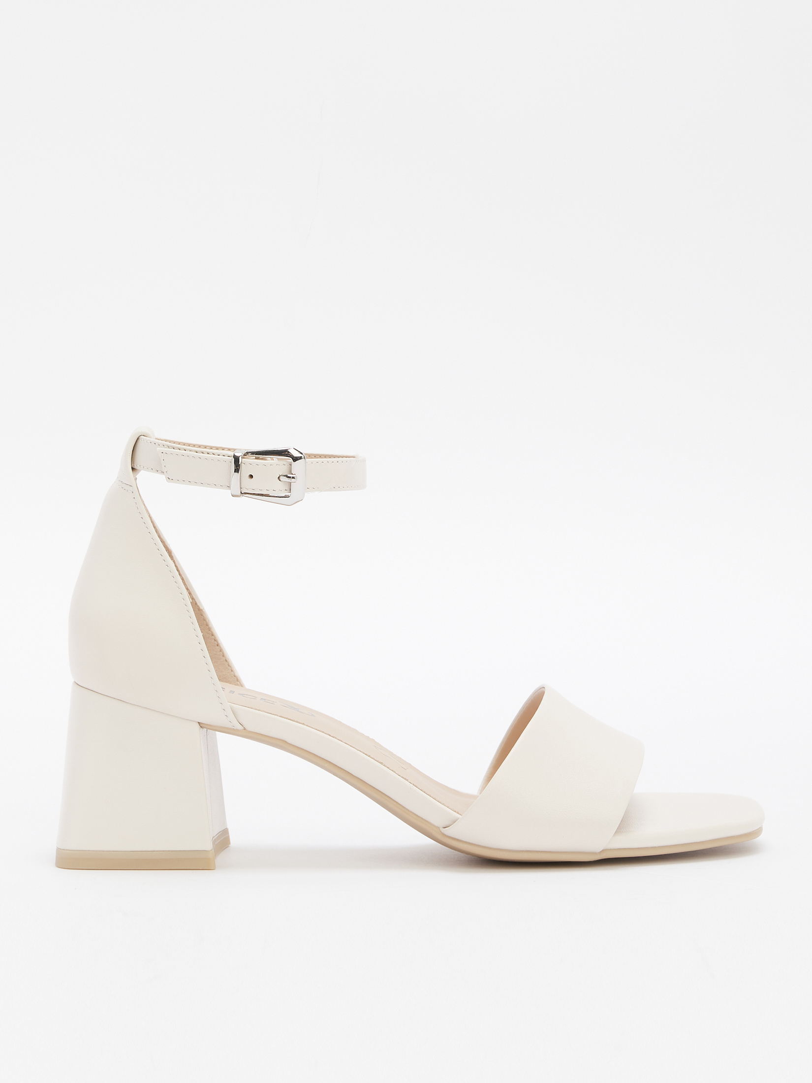 4389 р. 7700 р. Босоножки CAPRICE BAILA