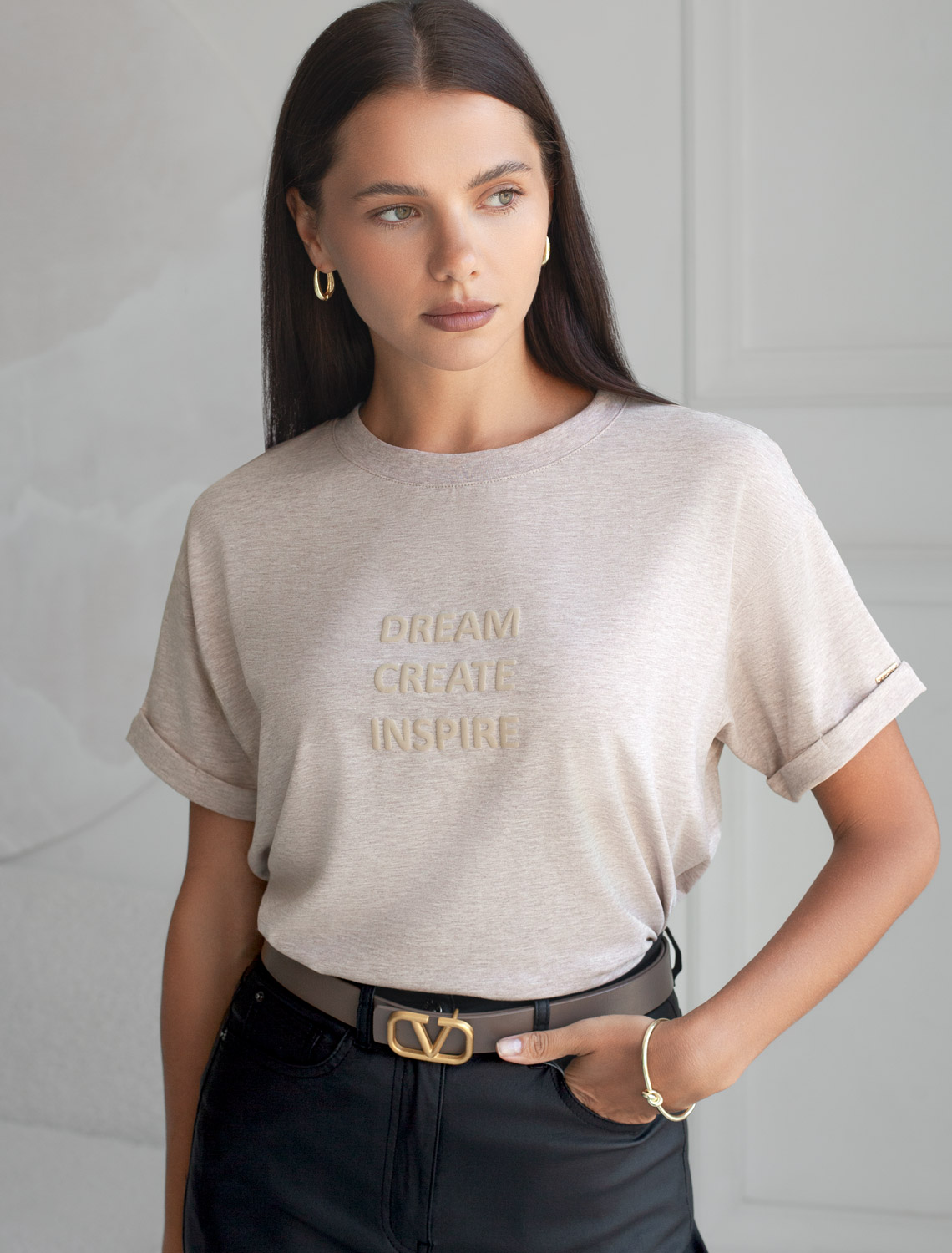 Футболка из премиального хлопка с авторским принтом