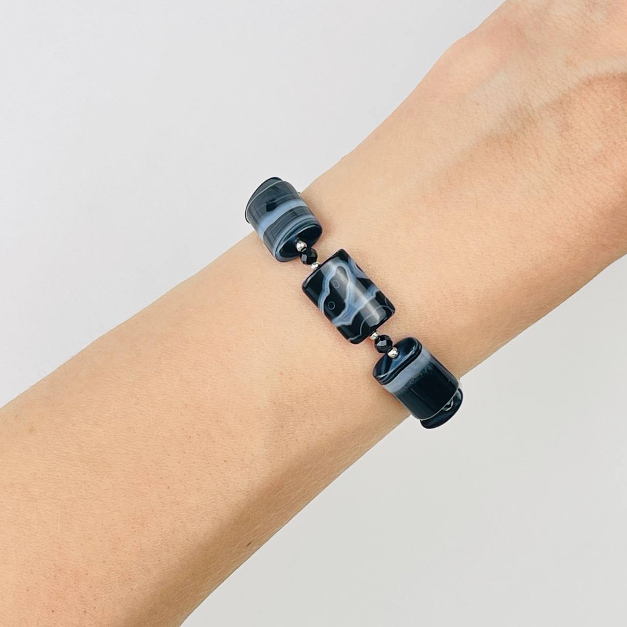 Радуга Самоцветов Браслет из полосатого Агата и Шпинели