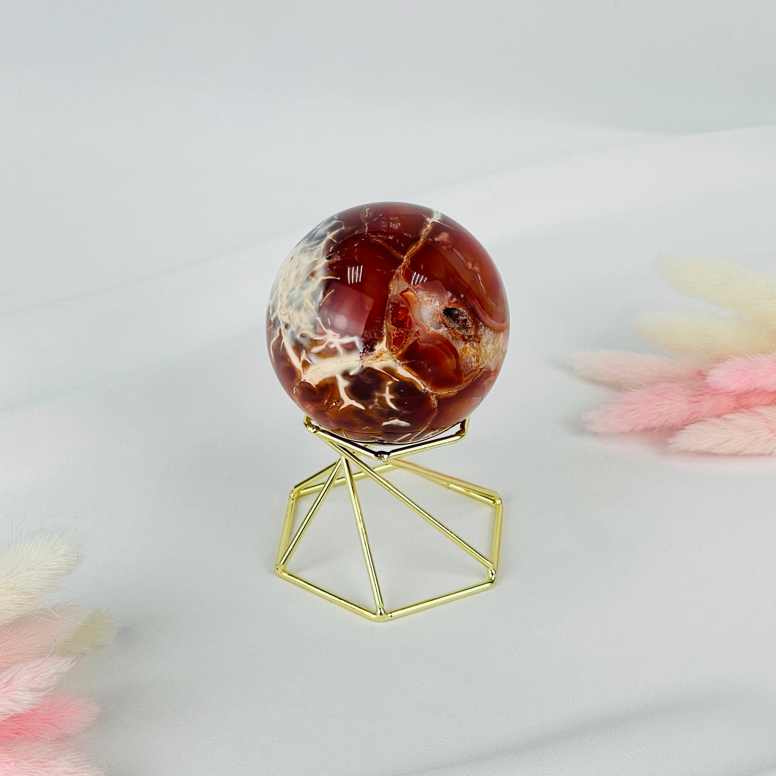 Радуга Самоцветов Шар из Сердолика на подставке