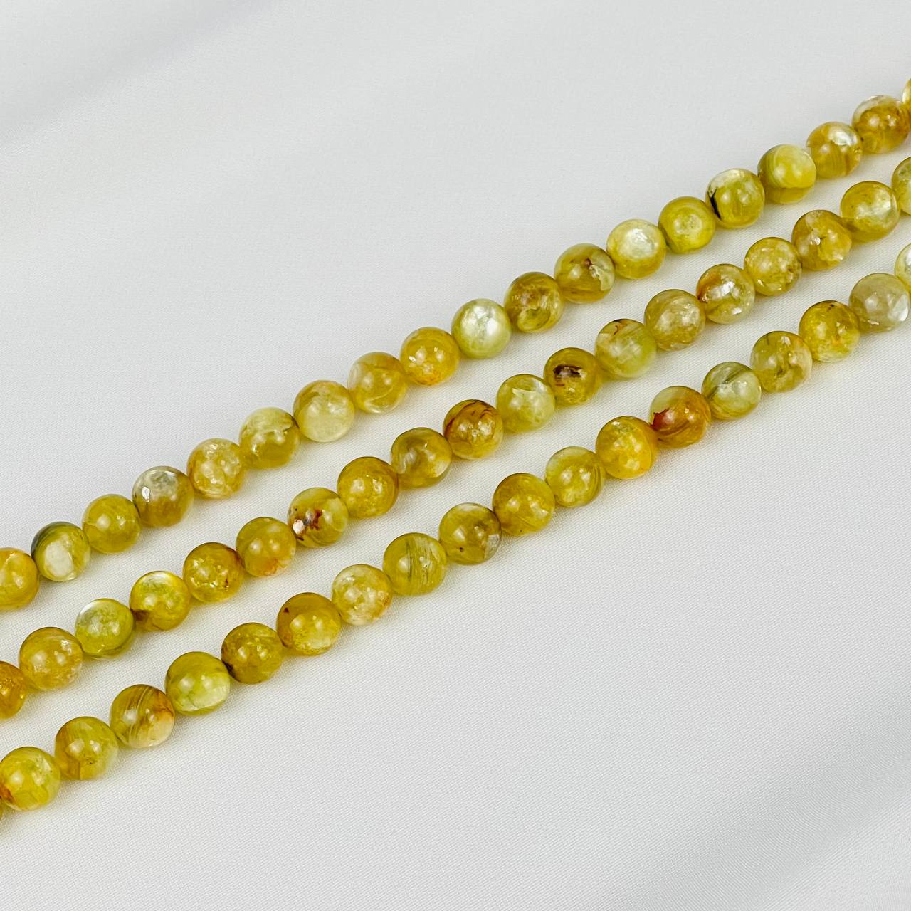 Радуга Самоцветов Бусины для украшений из Мусковита (Лепидолит желтый) (46 бусин)